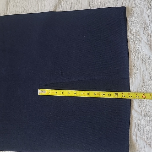 St. John Skirt Size 12 - Picture 5 of 6